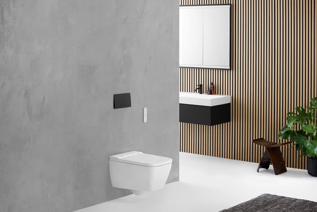 The advance of the shower toilet 3