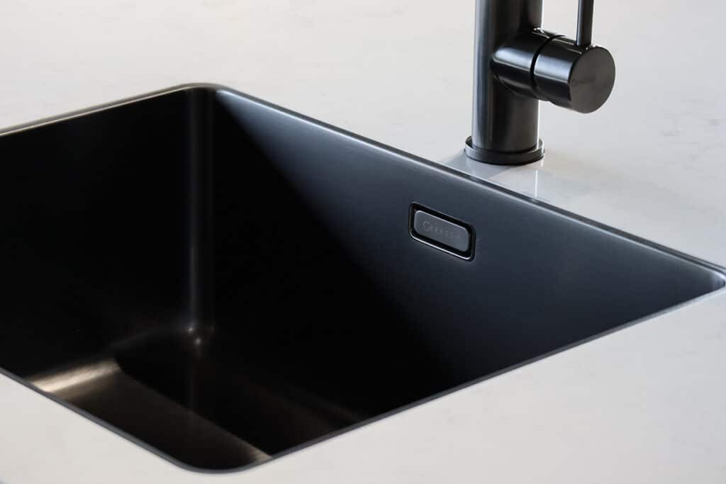 Niederländischer Hersteller von Armaturen und Waschbecken: "Details machen den Unterschied" 3