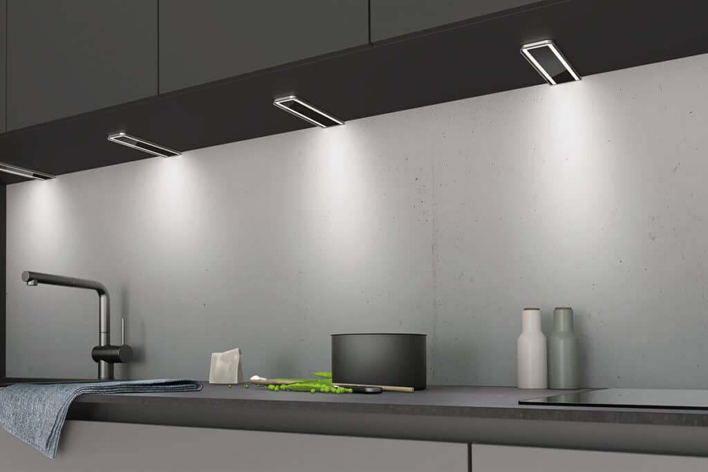 Verlichting en accessoires zijn de onmisbare schakels in elke keuken 1