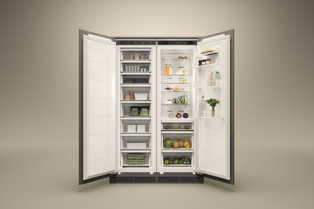 ATAG introduceert de 8-serie koelkasten en diepvriezers: vers bewaard, slim ontworpen 1