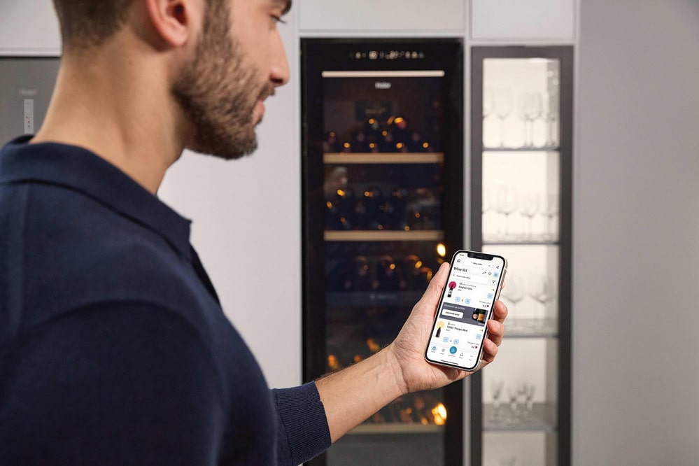 Häfele komplettiert das Küchenangebot: mit HAIER Küchengeräten 2